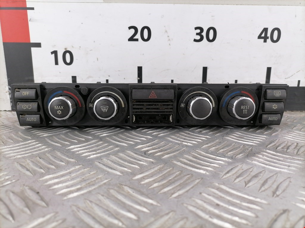 Блок управления климат-контроля BMW 7-Series (E65/E66) (2001-2008)