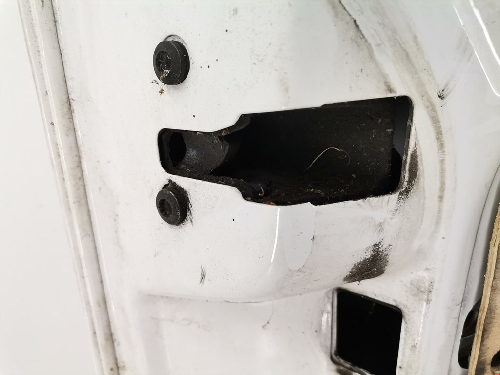 Дверь раздвижная левая VOLKSWAGEN Caddy III 2004-2015