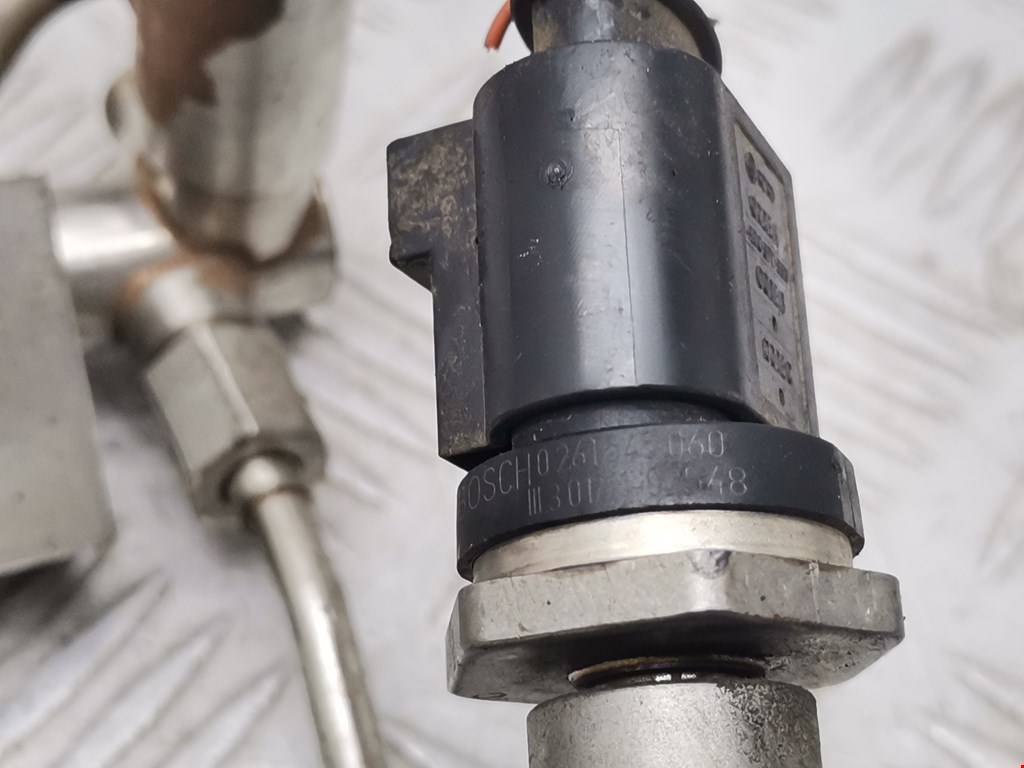 Датчик давления топлива SKODA Superb 2008-2015