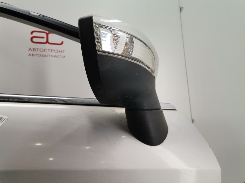 Дверь передняя правая FORD Fiesta 2008-2012