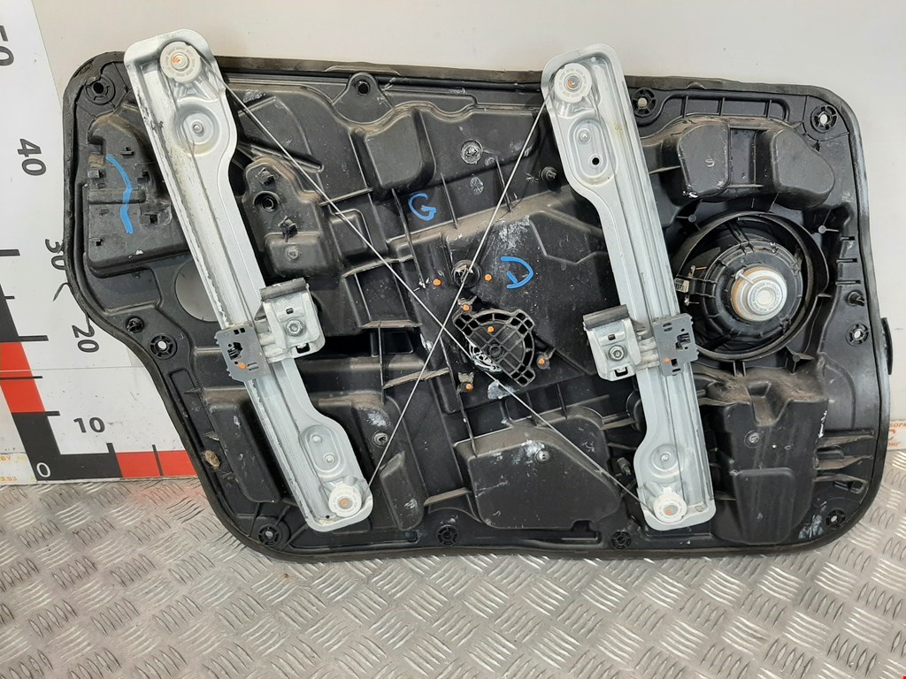 Стеклоподъемник передний правый HYUNDAI Sonata VI YF 2009-2014