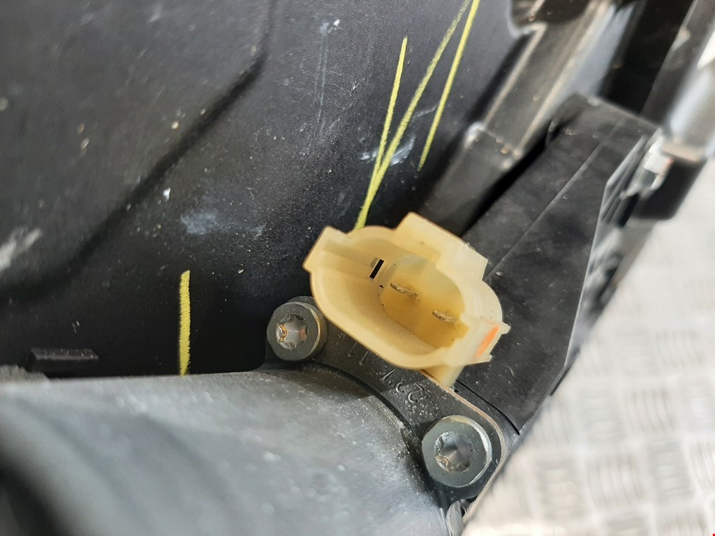 Стеклоподъемник передний правый HYUNDAI Sonata VI YF 2009-2014