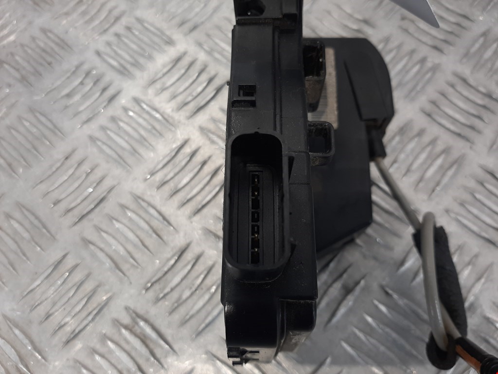 Замок двери передней правой HYUNDAI Sonata VI YF 2009-2014