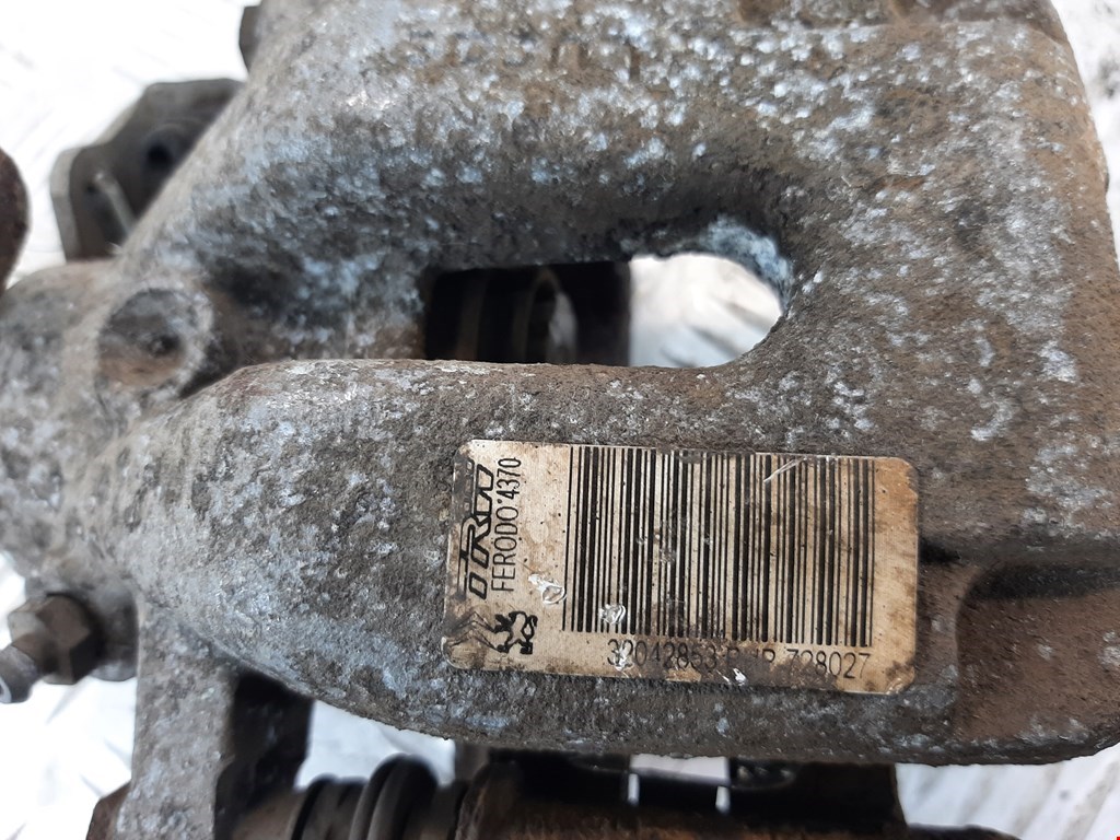 Суппорт задний левый CITROEN DS3 2009-2015