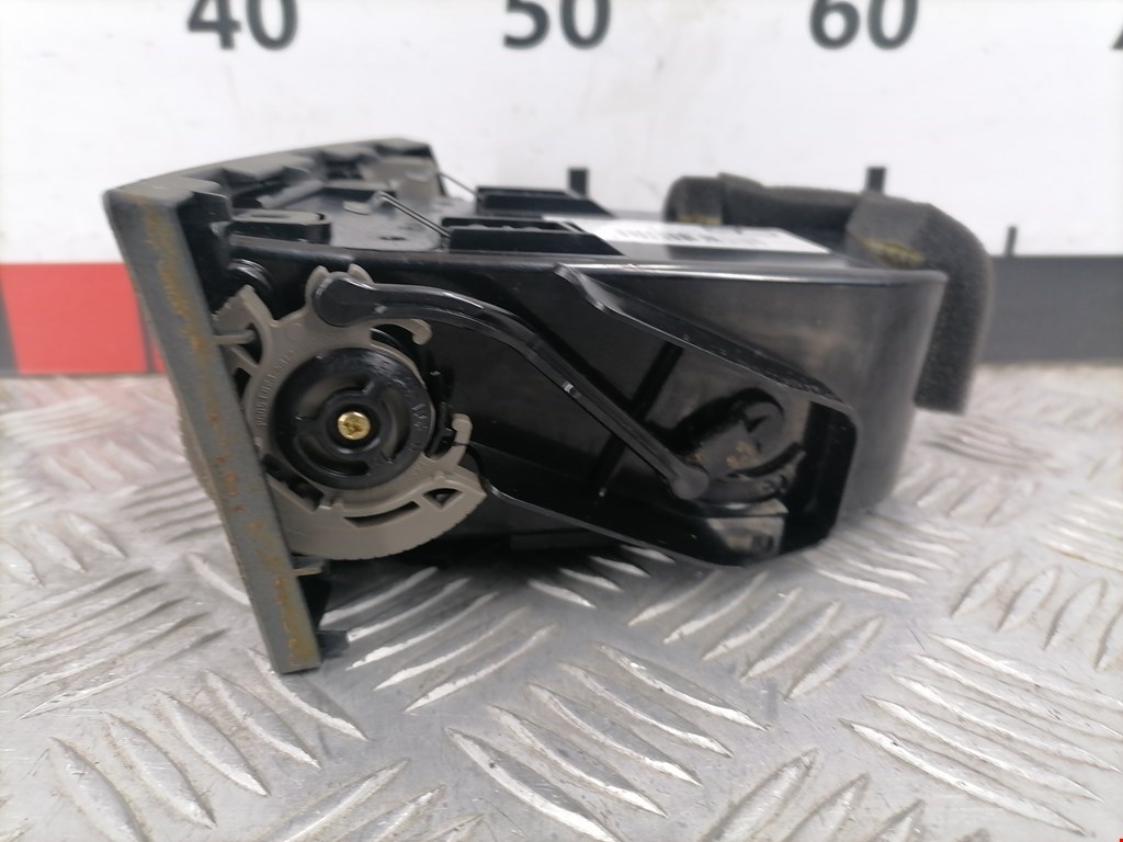 Дефлектор воздушный INFINITI FX/ QX70 2002-2008