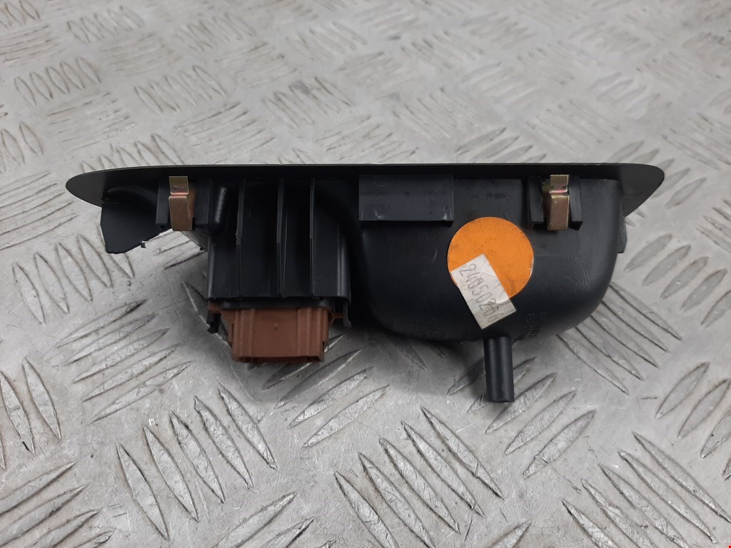 Кнопка стеклоподъемника RENAULT Laguna 2001-2007