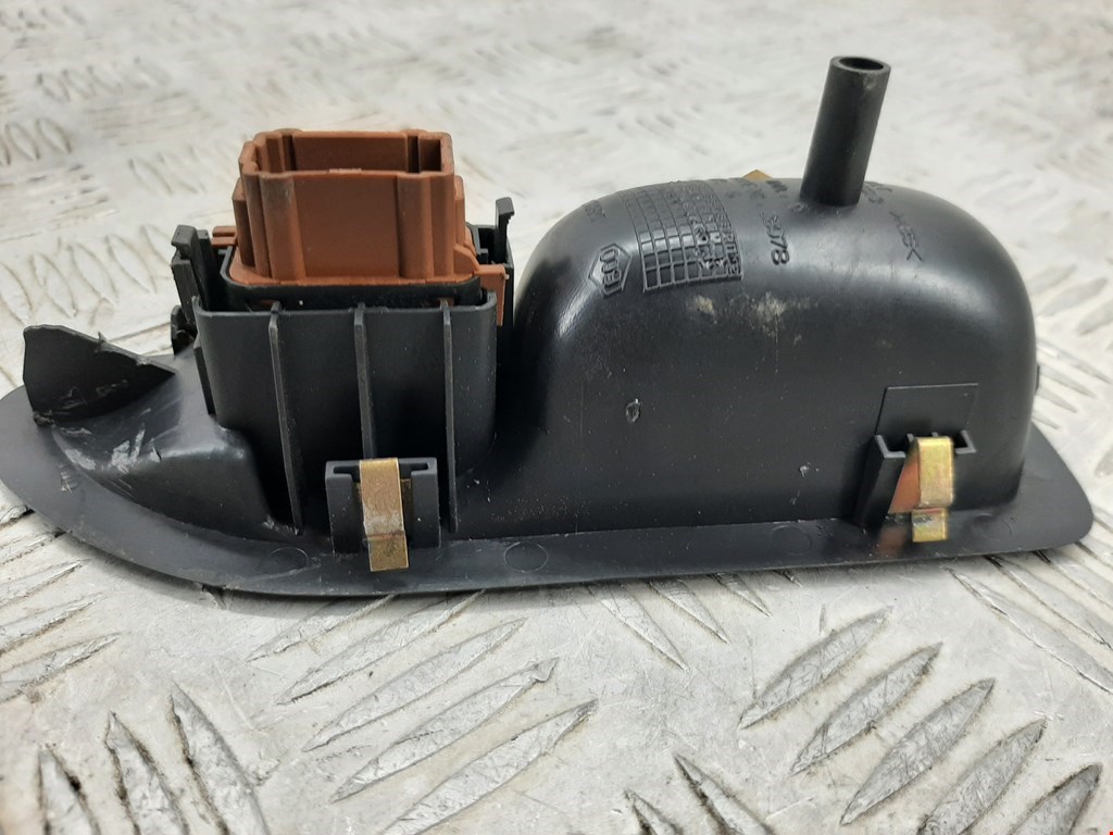 Кнопка стеклоподъемника RENAULT Laguna 2001-2007