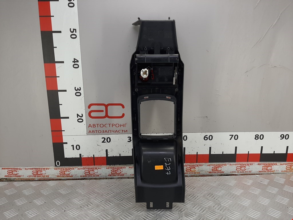 Консоль VOLKSWAGEN Polo IV 2001-2009