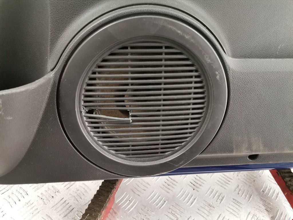 Дверь передняя правая VOLKSWAGEN Fox 2005-2011