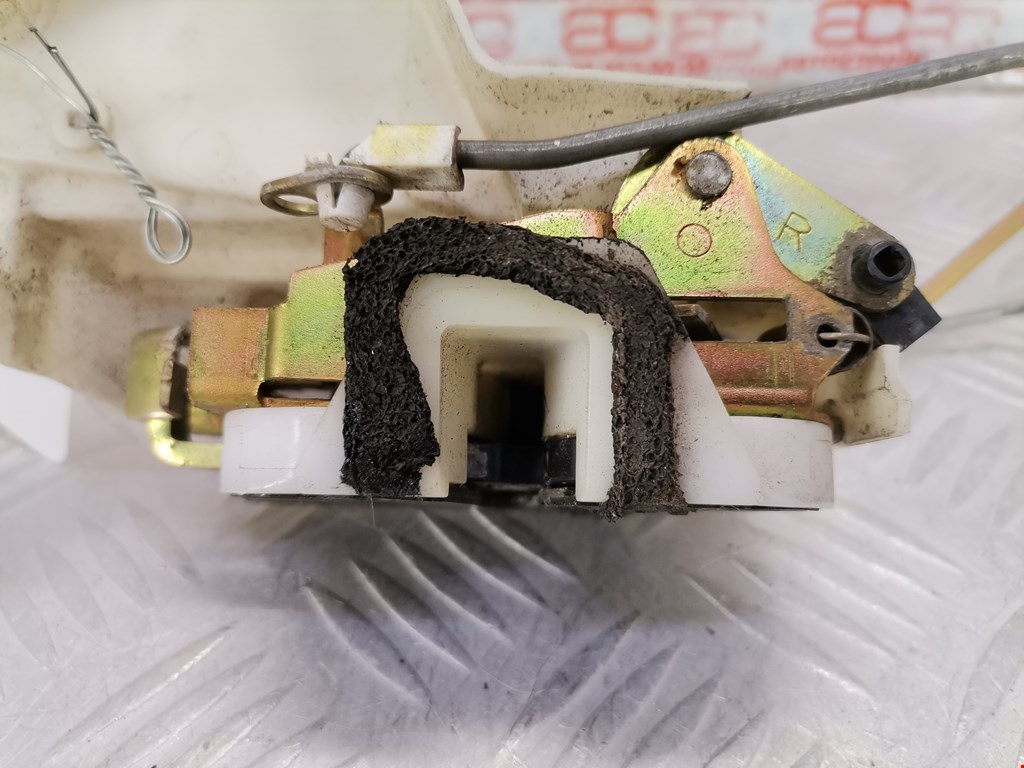 Замок двери передней правой OPEL Agila A 2000-2007