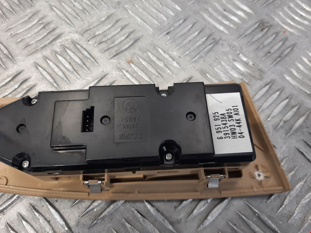 Блок управления стеклоподъемниками BMW 5er 5 серия E60/E61 2003-2010