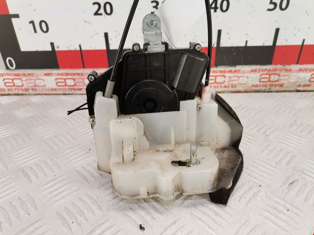 Замок двери задней левой SUBARU Outback 2009-2014
