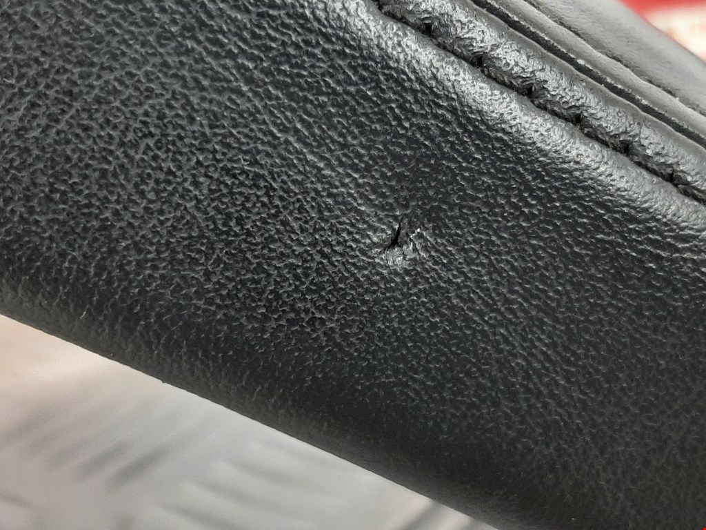 Подлокотник в салон VOLKSWAGEN Passat CC 2008-2017