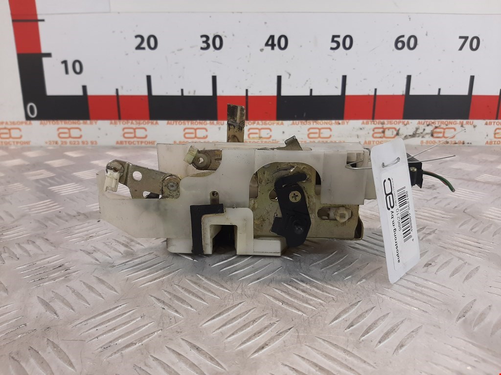 Замок двери задней левой MAZDA 323 BA 1994-1998
