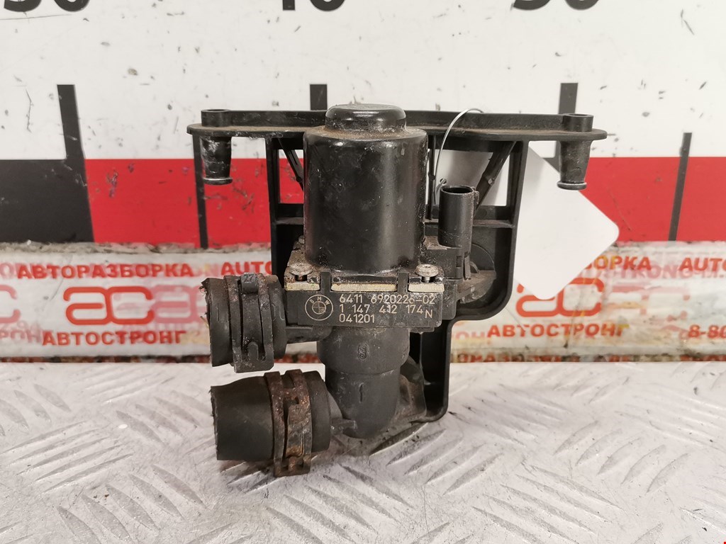 Кран отопителя (печки) BMW 5-Series (E60/E61) (2003-2010)