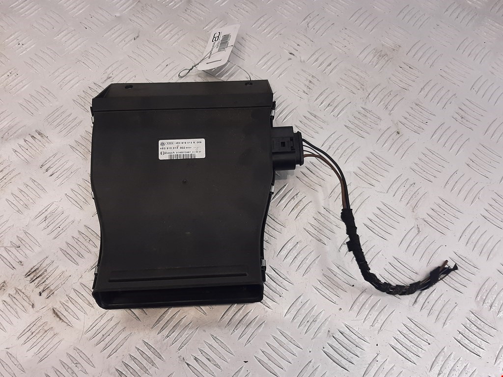 Отопитель салона дополнительный (трубчатый электронагреватель ТЭН) Audi A8 D3 (2002-2010)