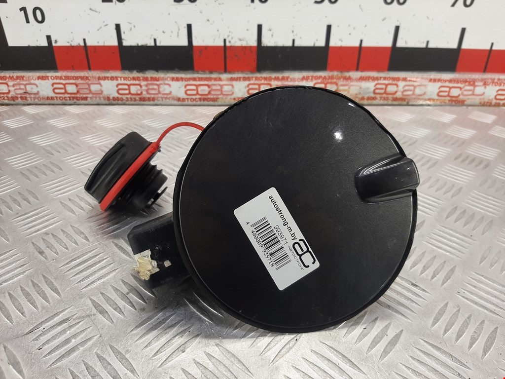 Лючок бензобака OPEL Zafira B 2005-2012