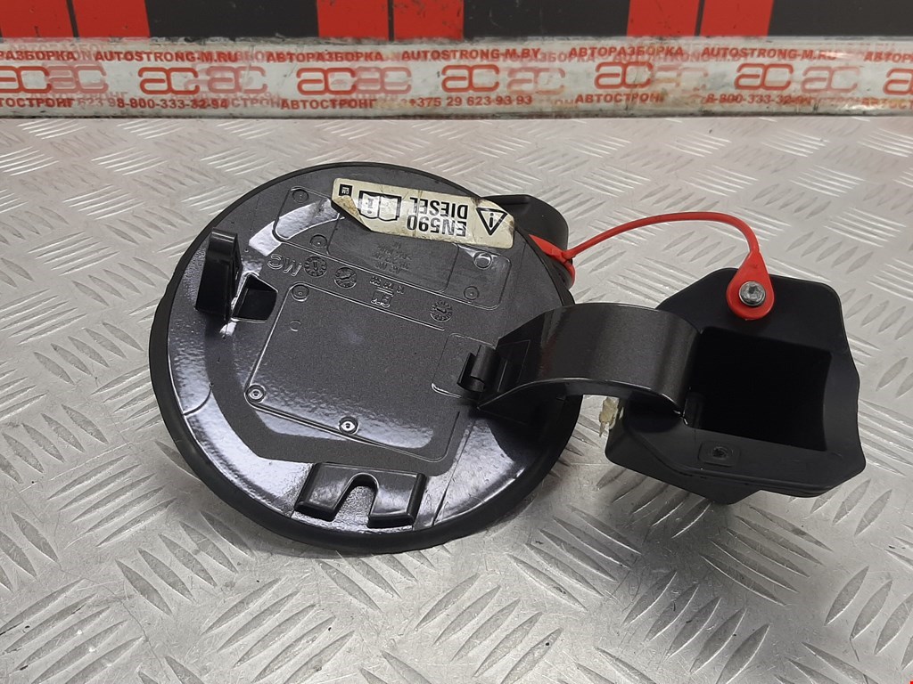 Лючок бензобака OPEL Zafira B 2005-2012