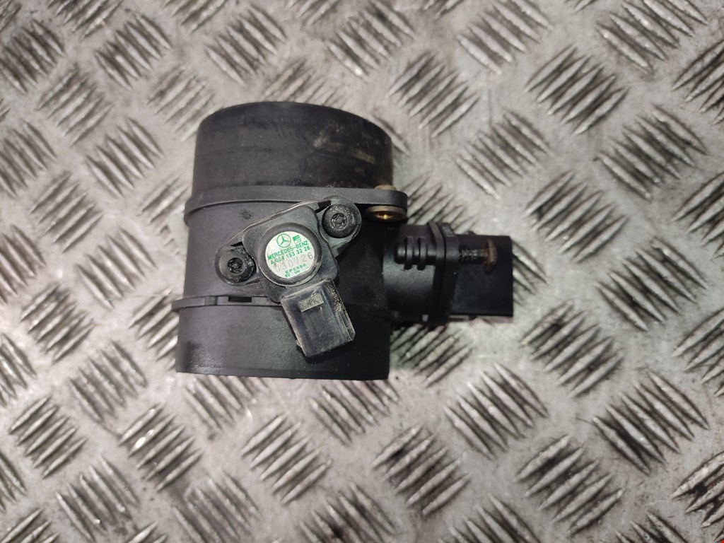 Расходомер воздуха (массметр, датчик ДМРВ) MERCEDES-BENZ C-Class C-klasse W203 2000-2007
