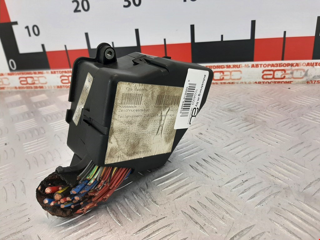 Датчик уровня в бачок омывателя VOLKSWAGEN Bora 1998-2005