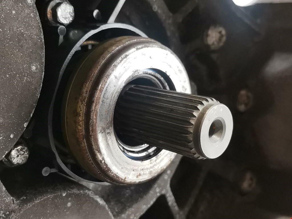 МКПП (Механическая коробка переключения передач) VOLKSWAGEN Golf V 2003-2009