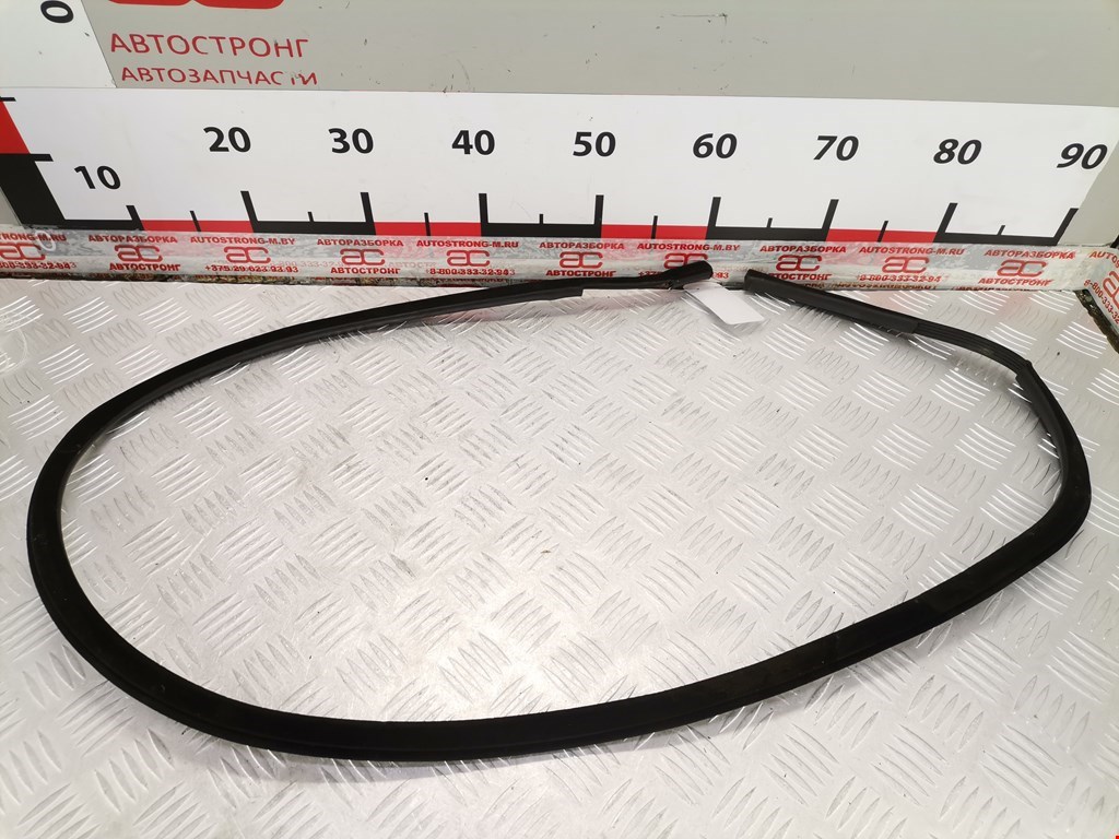 Уплотнитель (внутри) VOLKSWAGEN Passat B5 1997-2005