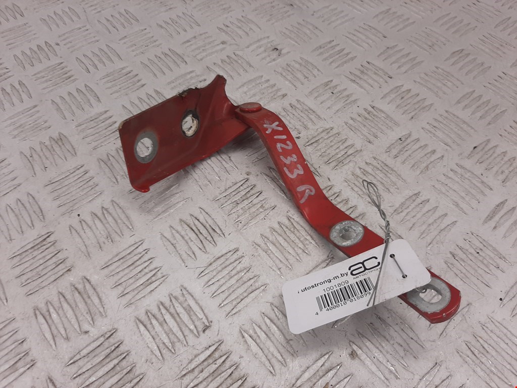 Петля капота левая/правая VOLKSWAGEN Polo III 1994-2001