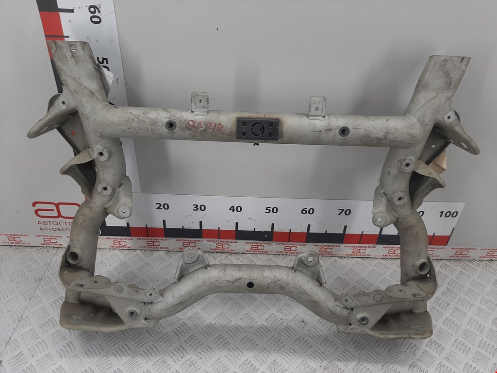 Балка передняя подрамник Mercedes CLS-Class (W218) (2010-2017)