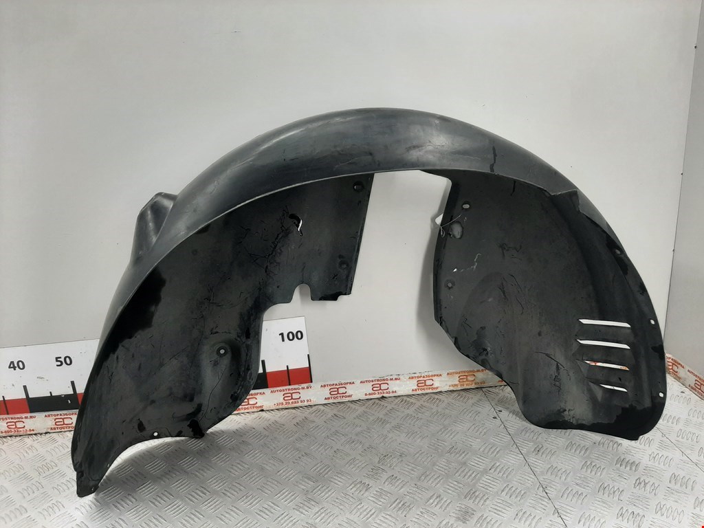 Локер (подкрылок) задний левый DODGE Charger LX 2005-2010