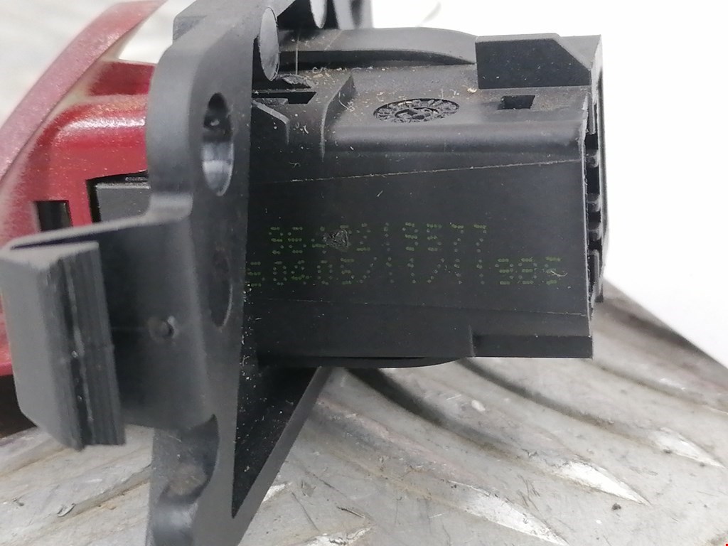 Кнопка аварийной сигнализации (аварийки) PEUGEOT 307 2001-2008