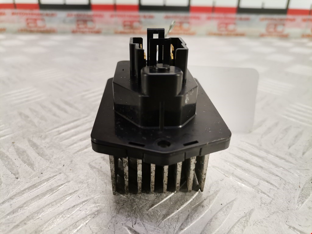 Резистор отопителя (сопротивление печки) SUBARU Outback 2009-2014