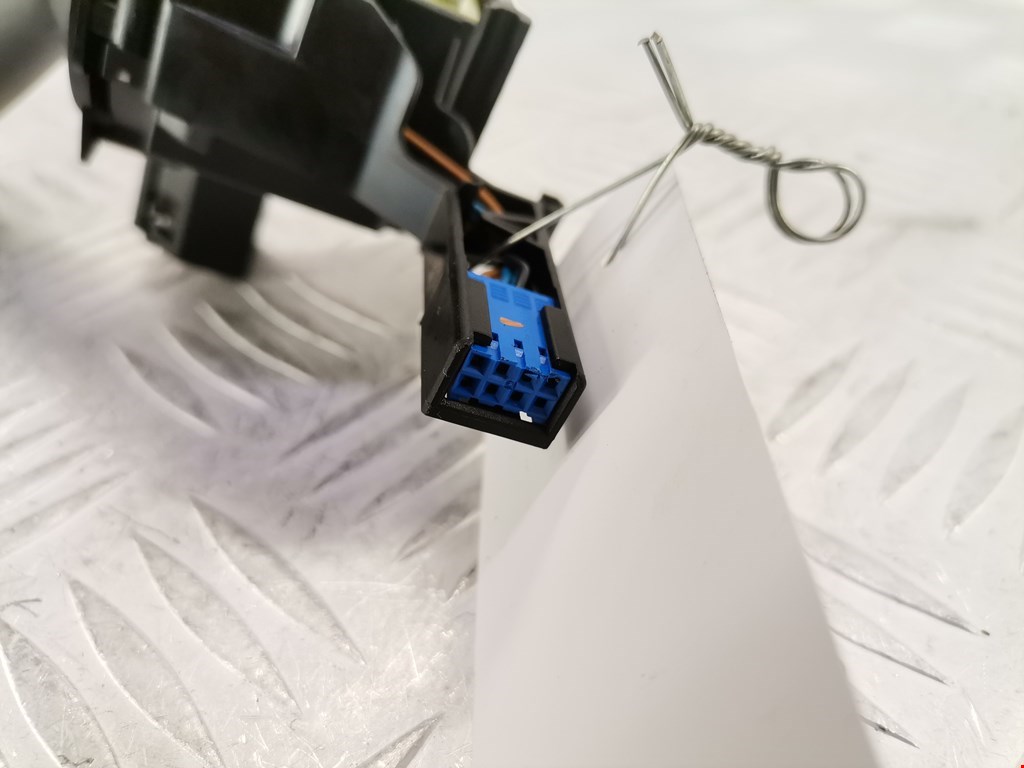 Переключатель стеклоочистителя VOLKSWAGEN Touran 2003-2010