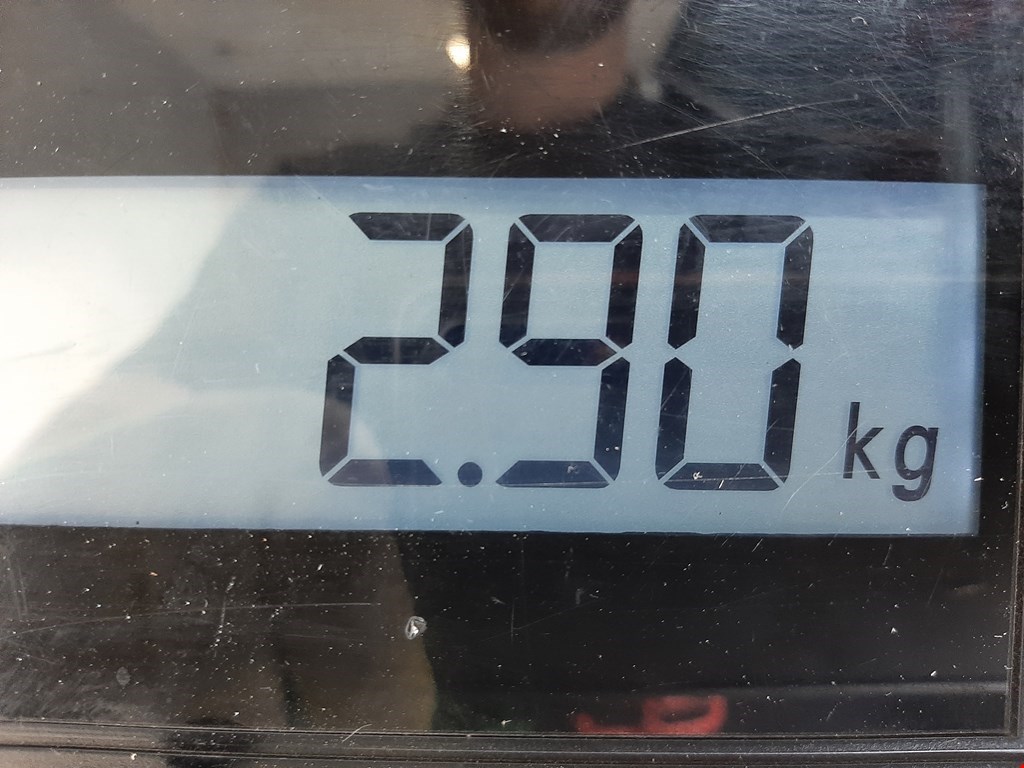 Обшивка двери передняя правая FORD Fiesta 2001-2008