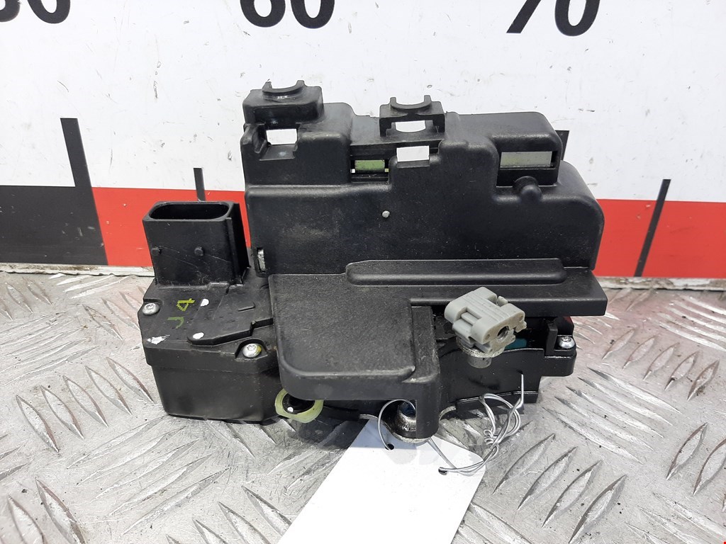 Замок двери передней правой CHEVROLET Captiva 2006-2010