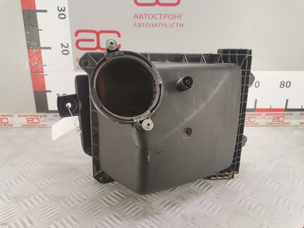 Корпус воздушного фильтра AUDI A4 B6 2001-2005