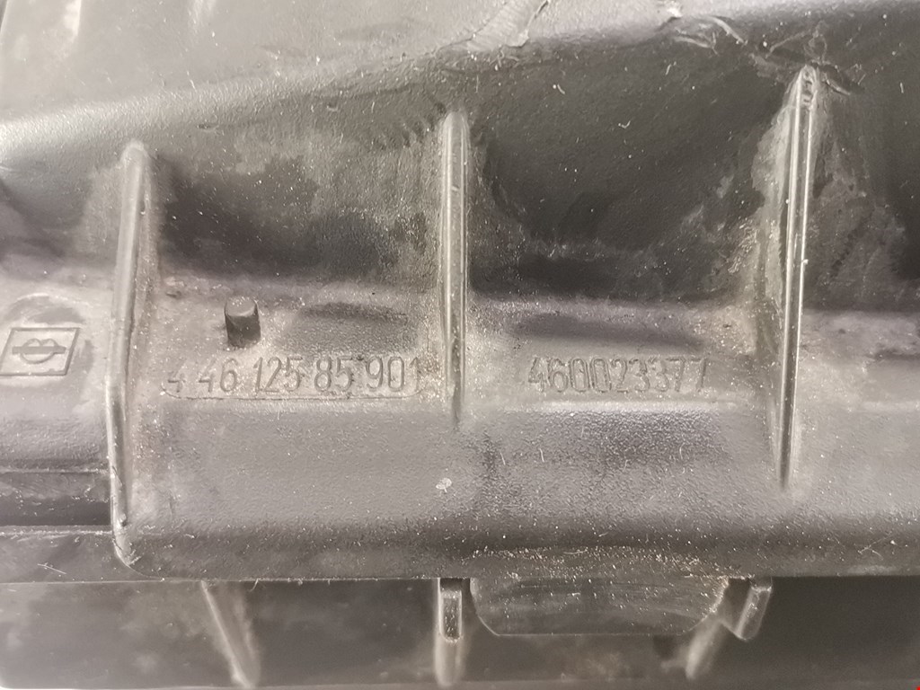 Корпус воздушного фильтра OPEL Corsa C 2000-2006