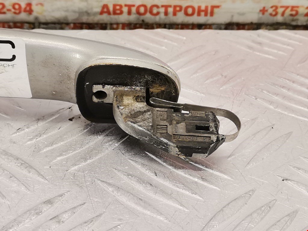 Ручка двери передней наружная правая SEAT Ibiza 1993-2002