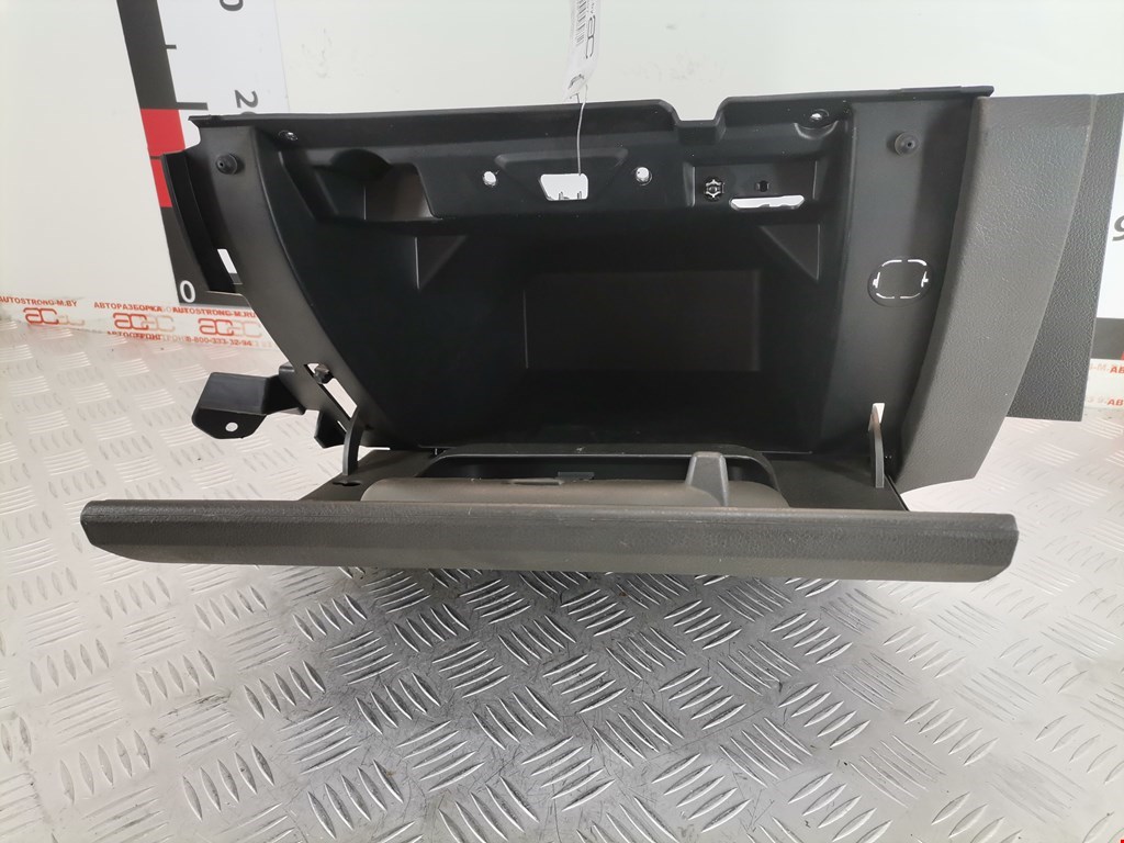 Бардачок FORD C-MAX 2003-2010