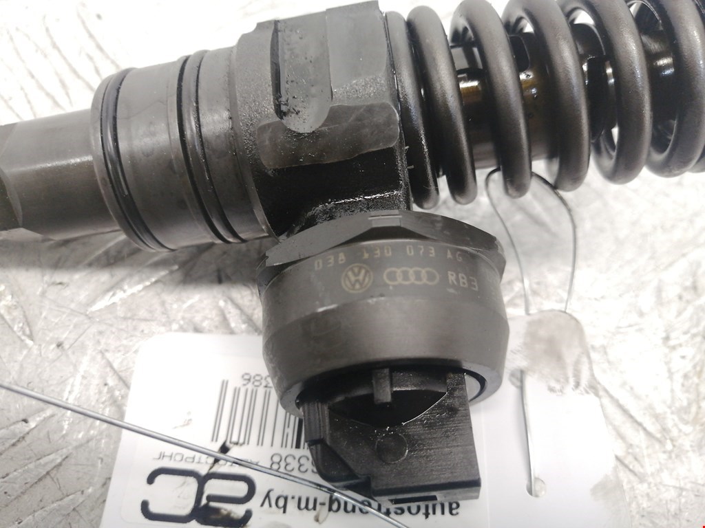 Форсунка дизельная электрическая VOLKSWAGEN Passat B6 2005-2011