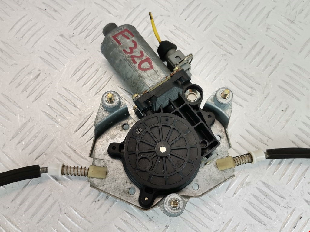 Стеклоподъемник передний правый CITROEN Xantia 1993-2002