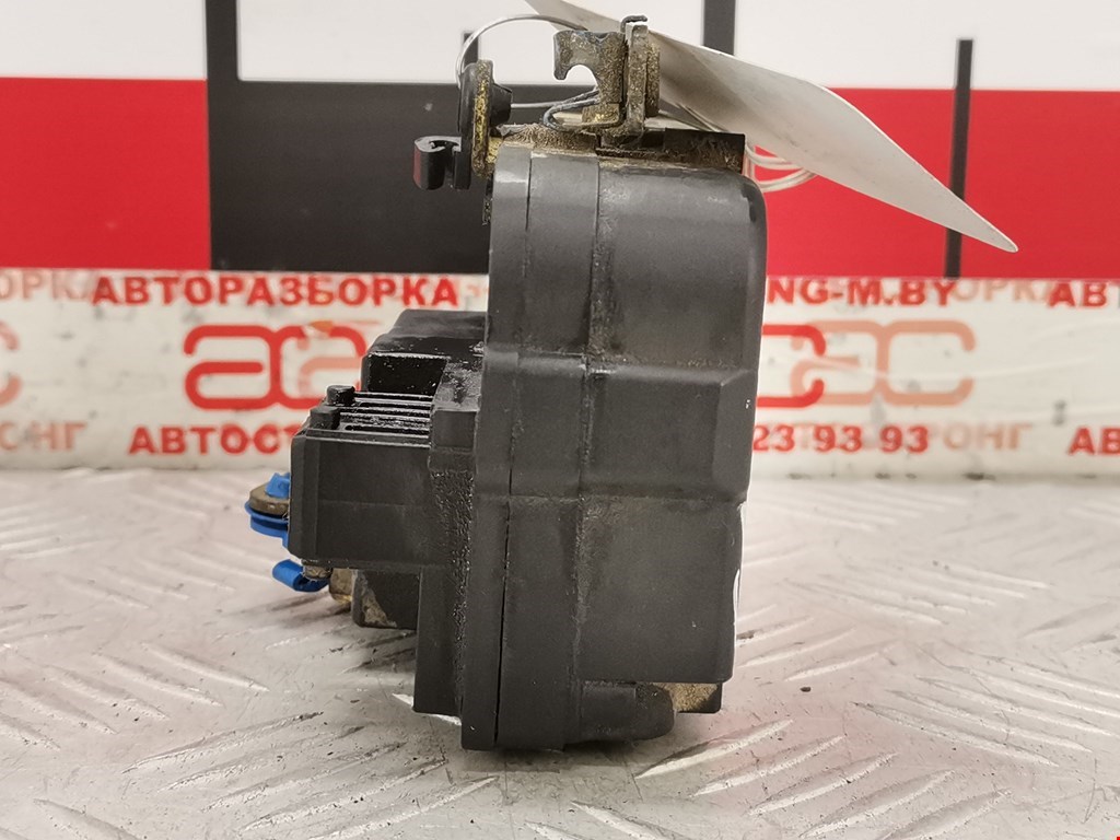 Замок двери передней правой PEUGEOT Partner 1996-2009