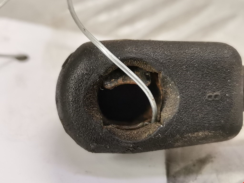 Амортизатор крышки (двери) багажника LAND ROVER Freelander II 2006-2014