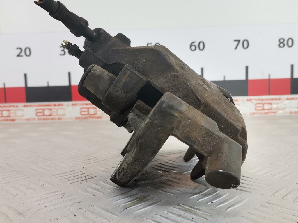 Суппорт передний правый FORD C-MAX 2003-2010