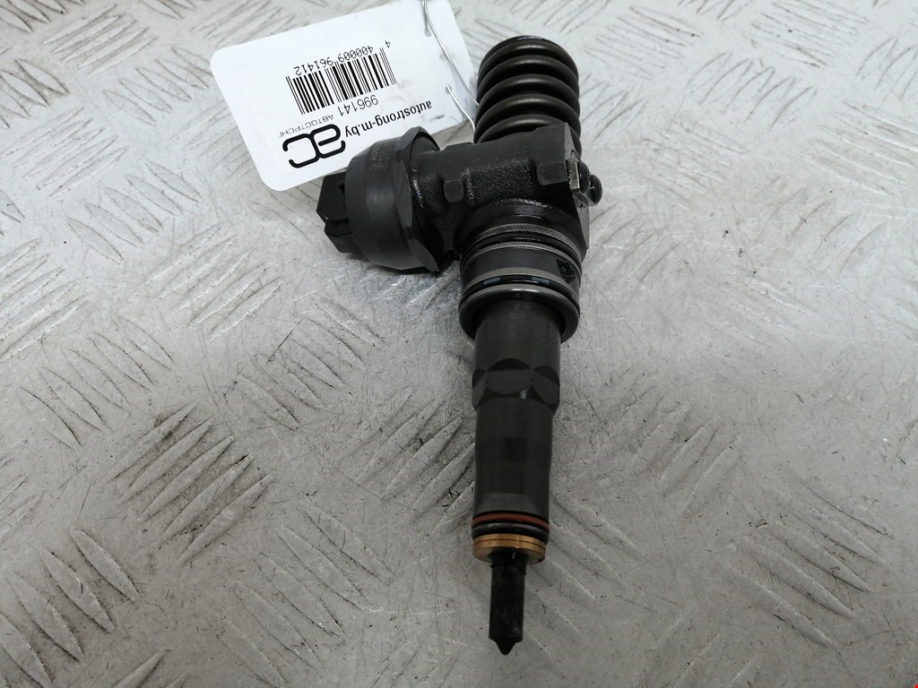 Форсунка дизельная электрическая VOLKSWAGEN Passat B6 2005-2011