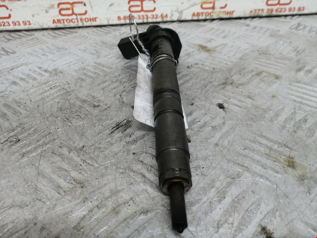 Форсунка дизельная электрическая VOLKSWAGEN Passat B6 2005-2011