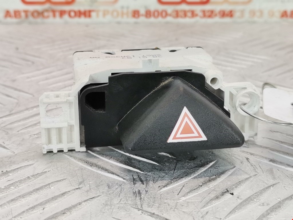 Кнопка аварийной сигнализации Ford Focus 1 (1998-2005)