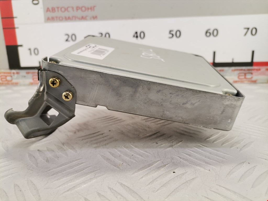 Блок управления двигателя (ЭБУ) TOYOTA Yaris Verso 1999-2006