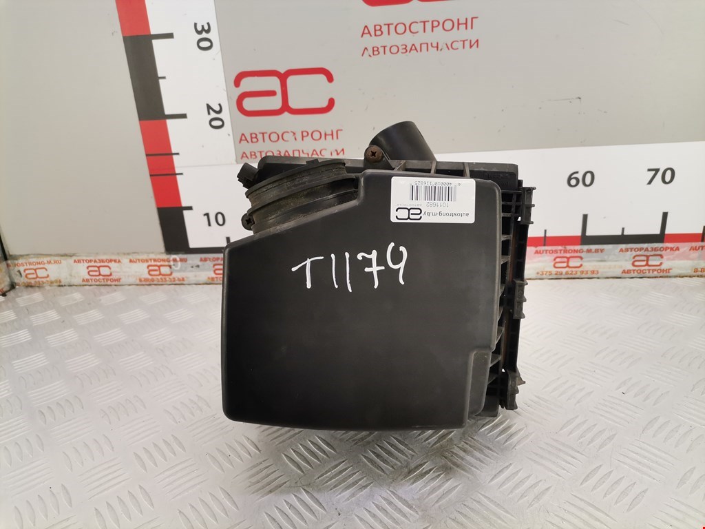 Корпус воздушного фильтра VOLKSWAGEN Polo III 1994-2001