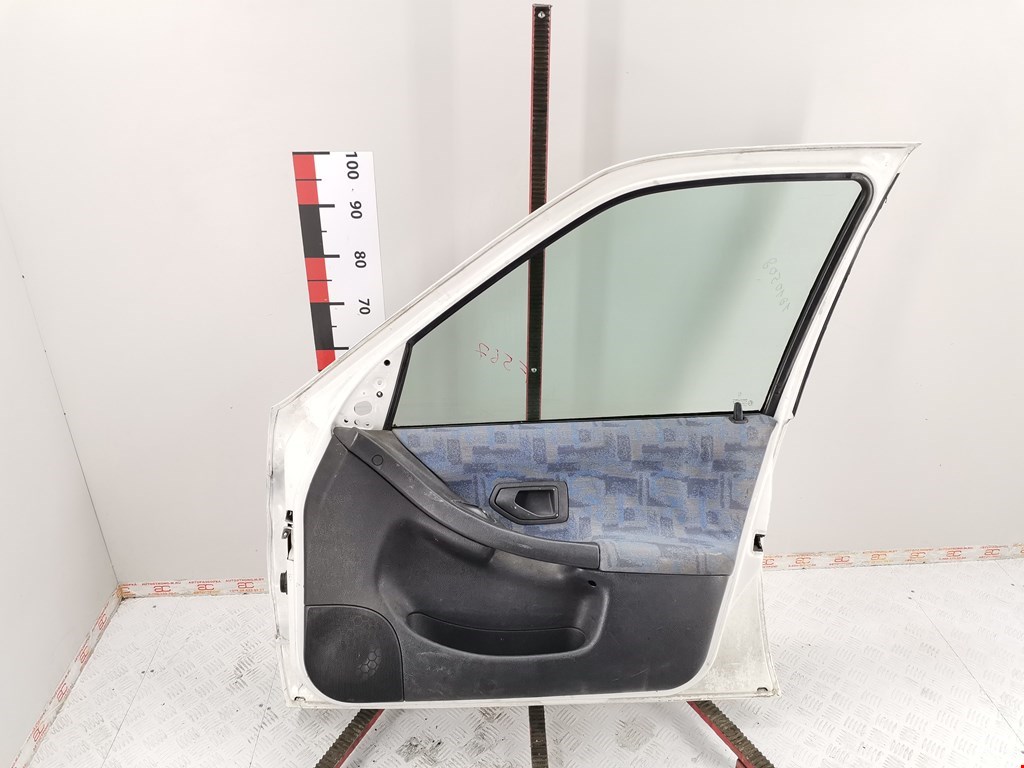 Дверь передняя правая PEUGEOT 306 1993-2002