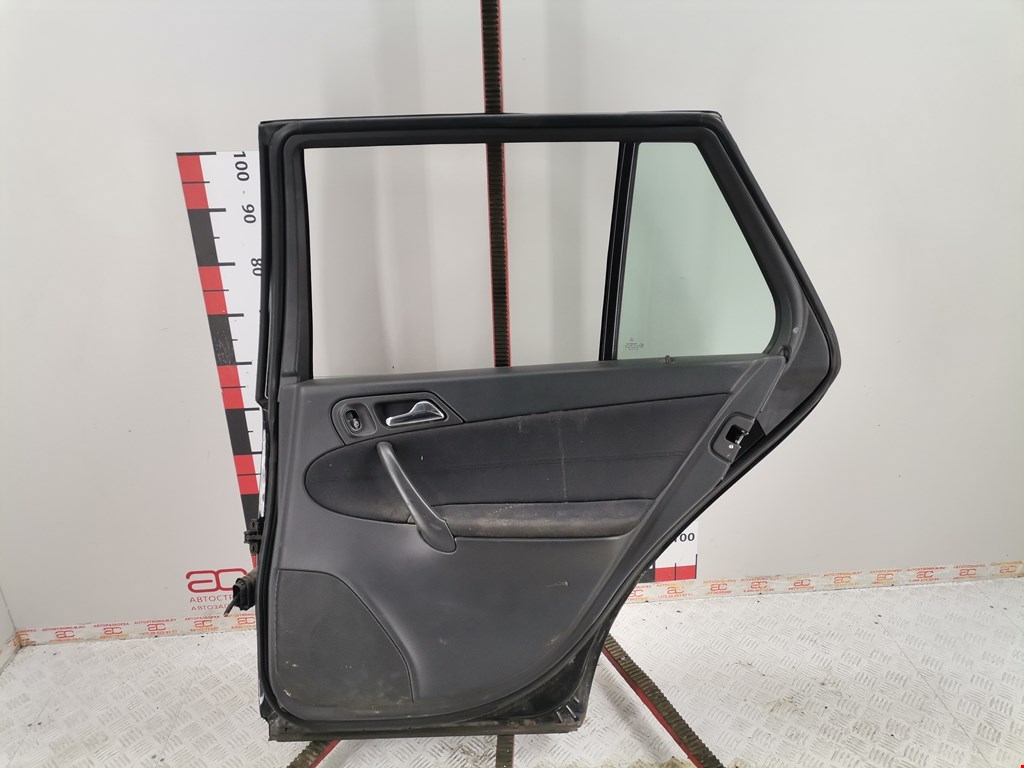 Дверь задняя правая MERCEDES-BENZ C-Class C-klasse W203 2000-2007